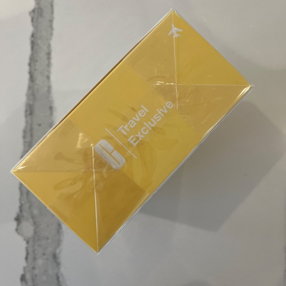 Clinique Dramatically Different Moisturizing - 2 HUGE 8.5 Fl. Oz. Bottles - NIB - Picture 2 of 5